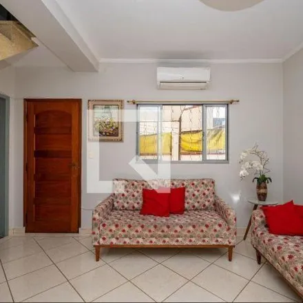 Buy this 3 bed house on Viela 1 in Jabaquara, São Paulo - SP