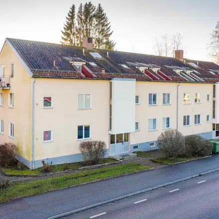 Rent this 3 bed apartment on Kungsgatan in 736 33 Kungsör, Sweden