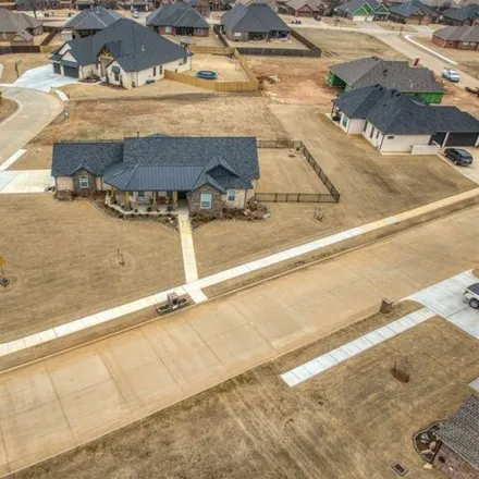 Buy this 3 bed house on unnamed road in El Reno, OK 73036