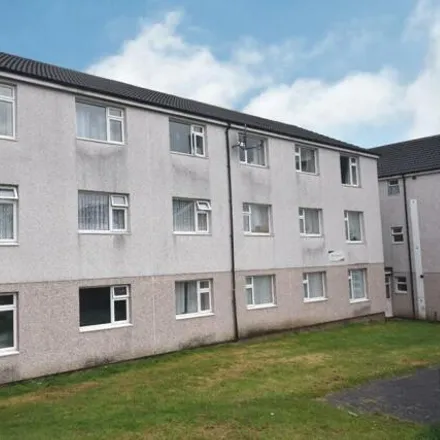 Buy this 2 bed apartment on Didcot Close in Birdholme, S40 2JS