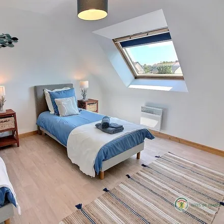 Rent this 1 bed house on Cité de Boisgelin in 22610 Pleubian, France