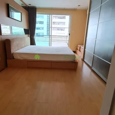 Image 6 - くろ田 Kuroda คูโรดะ, 9/5-6, Soi Thana Aket, Vadhana District, 10110, Thailand - Apartment for rent