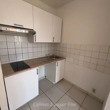 Rent this 3 bed apartment on Escalier Saint-Charles in Tunnel Saint-Charles, 13001 Marseille