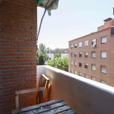 Image 5 - Travesía de Gil Imón, 28005 Madrid, Spain - Apartment for rent