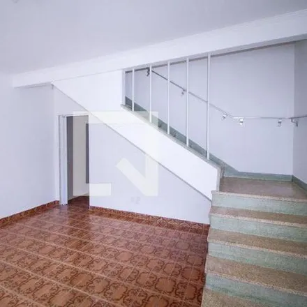 Rent this 2 bed house on Rua Viana do Castelo in Vila Alpina, São Paulo - SP