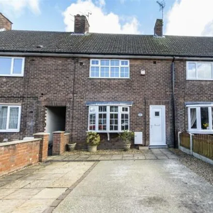 Buy this 2 bed townhouse on Stratton Road in Bolsover, S44 6DR