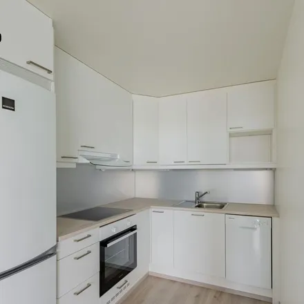 Rent this 1 bed apartment on Helsingintie 14 in 04409 Järvenpää, Finland