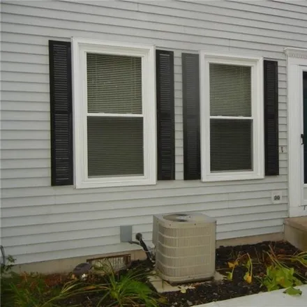 Rent this 1 bed house on 65 Fox Chase Lane in Madison, CT 06443