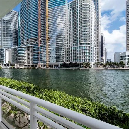 Buy this 3 bed condo on Carbonell Condominium in 681 Brickell Key Drive, Miami