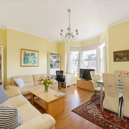 Image 2 - 121 Victoria Road, London, NW6 6TD, United Kingdom - Apartment for sale