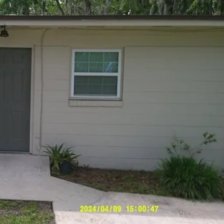 Rent this studio apartment on 181 Candy Lane in Orange Park, Clay County