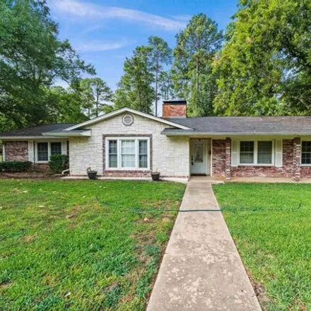 Buy this 4 bed house on 201 Westwood Drive in Troup, Smith County