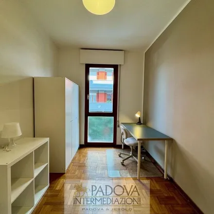 Image 6 - Via Pier Paolo Vergerio 36, 35126 Padua Province of Padua, Italy - Apartment for rent
