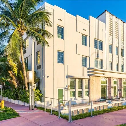 Buy this 1 bed condo on 3003 Indian Creek Drive in Miami Beach, FL 33140