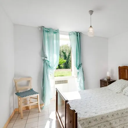 Rent this 3 bed house on Route du Télégraphe in 24380 Val de Louyre et Caudeau, France