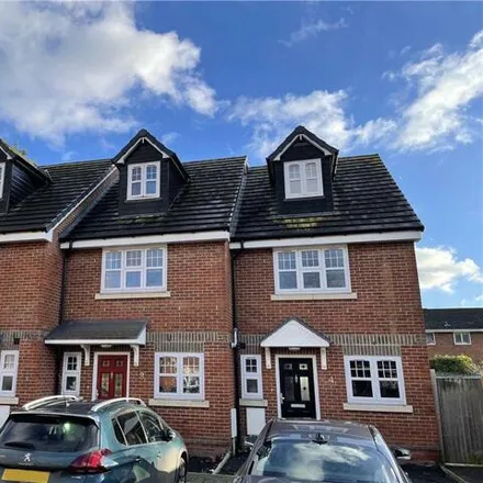 Buy this 3 bed house on Nym Close in Camberley, GU15 3HG