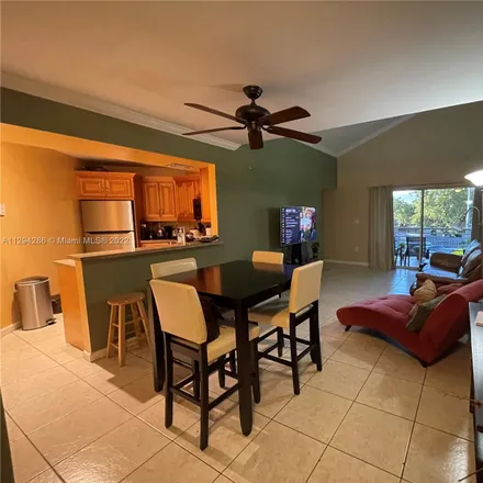 Image 6 - 9711 Fontainebleau Boulevard, Fountainbleau, Miami-Dade County, FL 33172, USA - Condo for rent