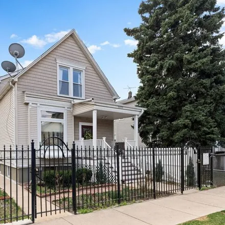 Buy this 6 bed house on 3653 West Cortland Street in Chicago, IL 60647