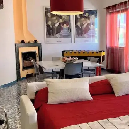 Rent this 2 bed house on Sorrento in Piazza Giovanni Battista de Curtis, 80067 Sorrento NA