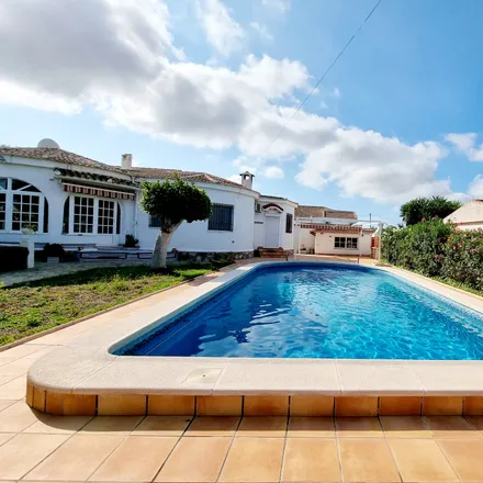 Rent this 4 bed house on Calle García in 6, 03184 Torrevieja