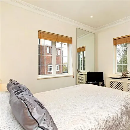 Image 4 - 18 The Mount, London, NW3 6ST, United Kingdom - Apartment for rent