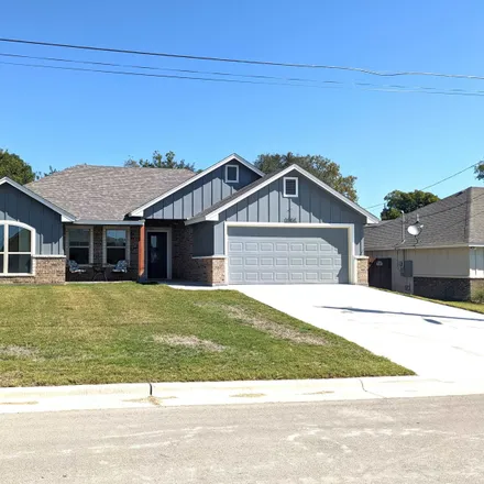 Buy this 3 bed house on 2098 Corona Drive in Killeen, TX 76549