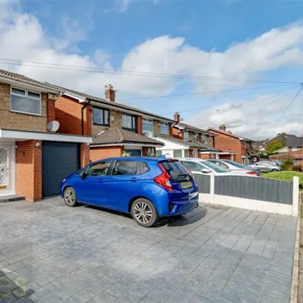 Buy this 3 bed duplex on 3 Stanley Close in Daisy Hill, BL5 2QE