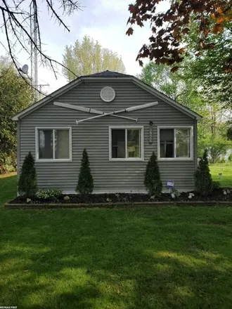 Buy this 3 bed house on 7526 Forest Road in Huronia Heights, Worth Township