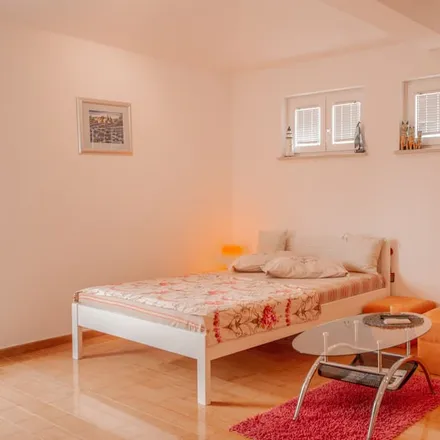 Image 1 - 52452 Funtana, Croatia - Apartment for rent