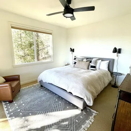 Image 1 - Lake Arrowhead, CA, 92352 - House for rent