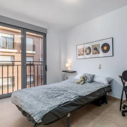 Rent this 5 bed apartment on Carrer de Sant Jacint Castanyeda in 46005 Valencia, Spain