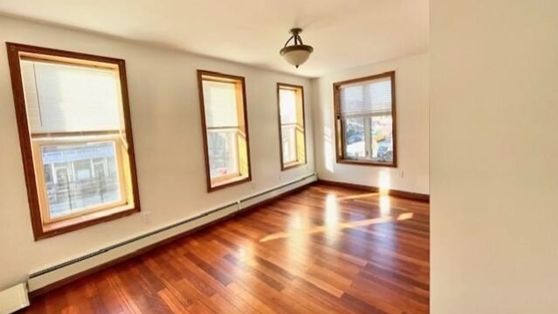 3008 Cortelyou Road, New York, NY 11226, USA | 3 bed apartment for rent