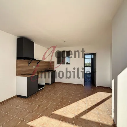 Rent this 1 bed apartment on 603 Route Nationale 7 in 13670 Verquières, France