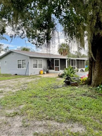 Image 1 - 251 South Lee Street, LaBelle, Hendry County, FL 33935, USA - House for sale