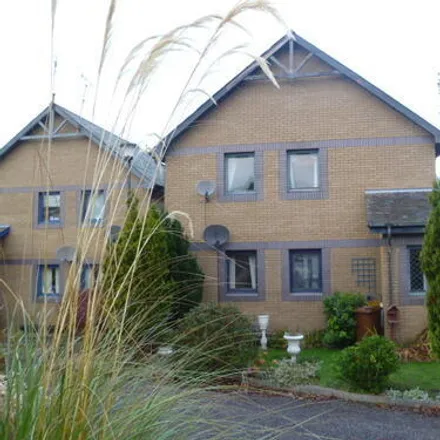 Rent this 2 bed apartment on Eskview Grove in Lugton, EH22 1JW