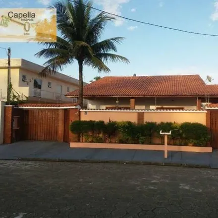 Buy this 5 bed house on Rua Equador in Cidade Santa Júlia, Itanhaem - SP