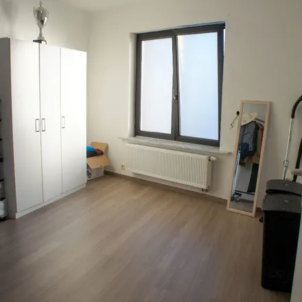 Rent this 3 bed apartment on Otegemstraat 46 in 8550 Zwevegem, Belgium