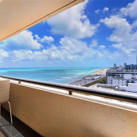 Buy this 1 bed condo on Michael Ann Russell Jewish Community Center in Collins Avenue, Miami Beach