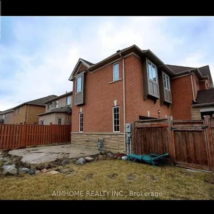 Image 4 - 539 Pleasant Ridge Avenue, Vaughan, ON L4J 8X2, Canada - Apartment for rent