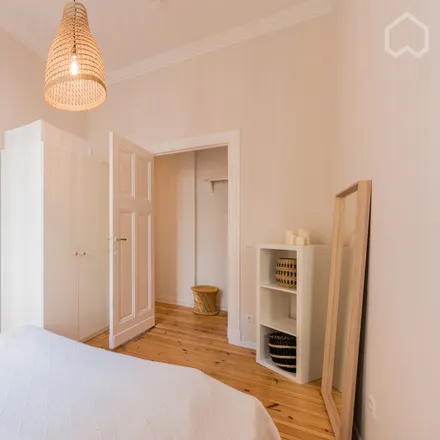 Rent this 1 bed apartment on Weimarische Straße 27i in 10715 Berlin, Germany