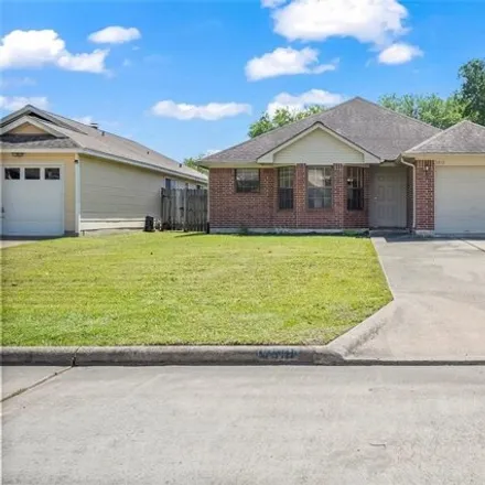 Buy this 3 bed house on 5922 Guadalupe Drive in Dickinson, TX 77539