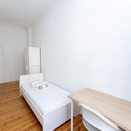 Rent this 4 bed room on Holteistraße 13 in 10245 Berlin, Germany