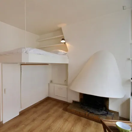 Rent this studio apartment on 19 Passage Gustave Lepeu in 75011 Paris, France