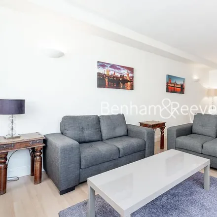 Rent this 1 bed apartment on The Bishops Finger in 9-10 West Smithfield, London