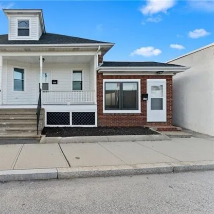 Rent this 3 bed house on 369 Cadorna Street in East Providence, RI 02914