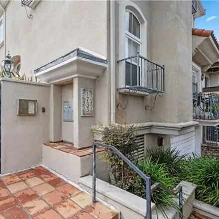 Image 5 - 1755 Armacost Avenue, Los Angeles, CA 90025, USA - Townhouse for sale