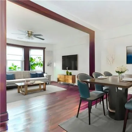 Image 4 - 246 Lefferts Avenue, New York, NY 11225, USA - House for sale