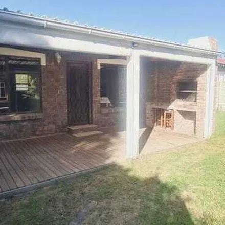 Image 4 - Hampshire Street, Nelson Mandela Bay Ward 39, Eastern Cape, 6025, South Africa - Apartment for rent