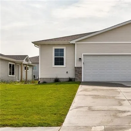 Buy this 3 bed condo on 1499 Primrose Drive Southeast in Altoona, IA 50009