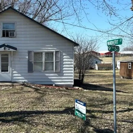 Buy this 3 bed house on 1100 South 9th Street in Bethany, MO 64424